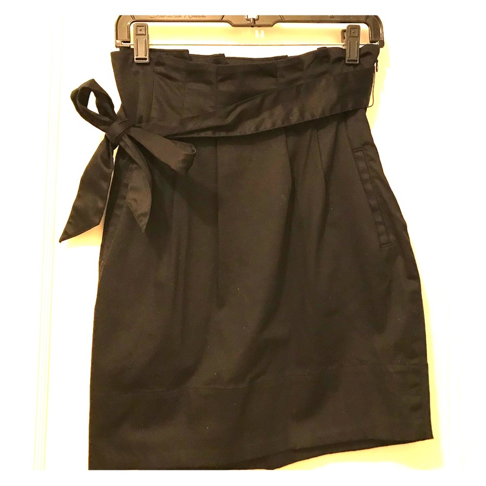 Black high waist skirt